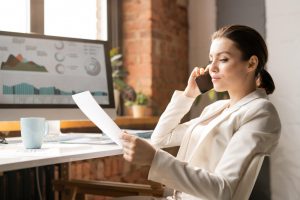 データアナリストとは?役割・年収・業務委託で採用する方法まで解説